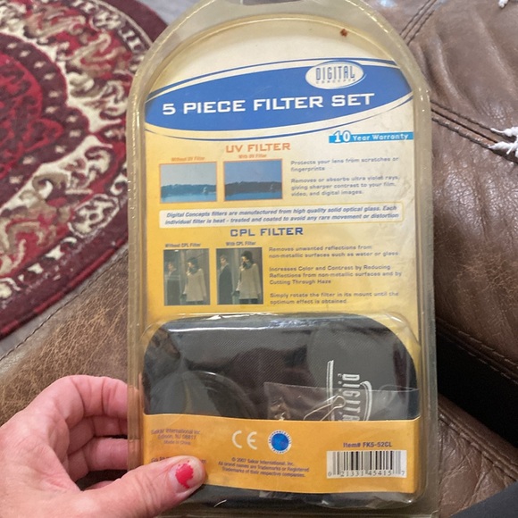 Digital Concepts 5 Piece UV Filter Set 52mm - Picture 2 of 3